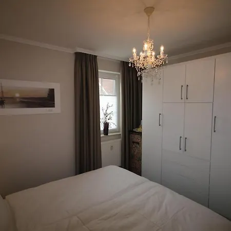 Jordanstr_ 35 1 * Zingst